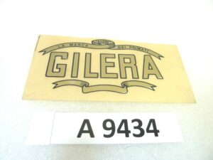 Decalcomania Gilera logo oro scritta 115 x 70 mm originale no replica NUOVO fondo di magazzino, LEGGI DESCRIZIONE
