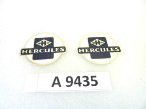 Coppia fregi logo serbatoio Moto Hercules adesivi resinati neri diam 65 mm originale no replica NUOVO fondo di magazzino, LEGGI DESCRIZIONE