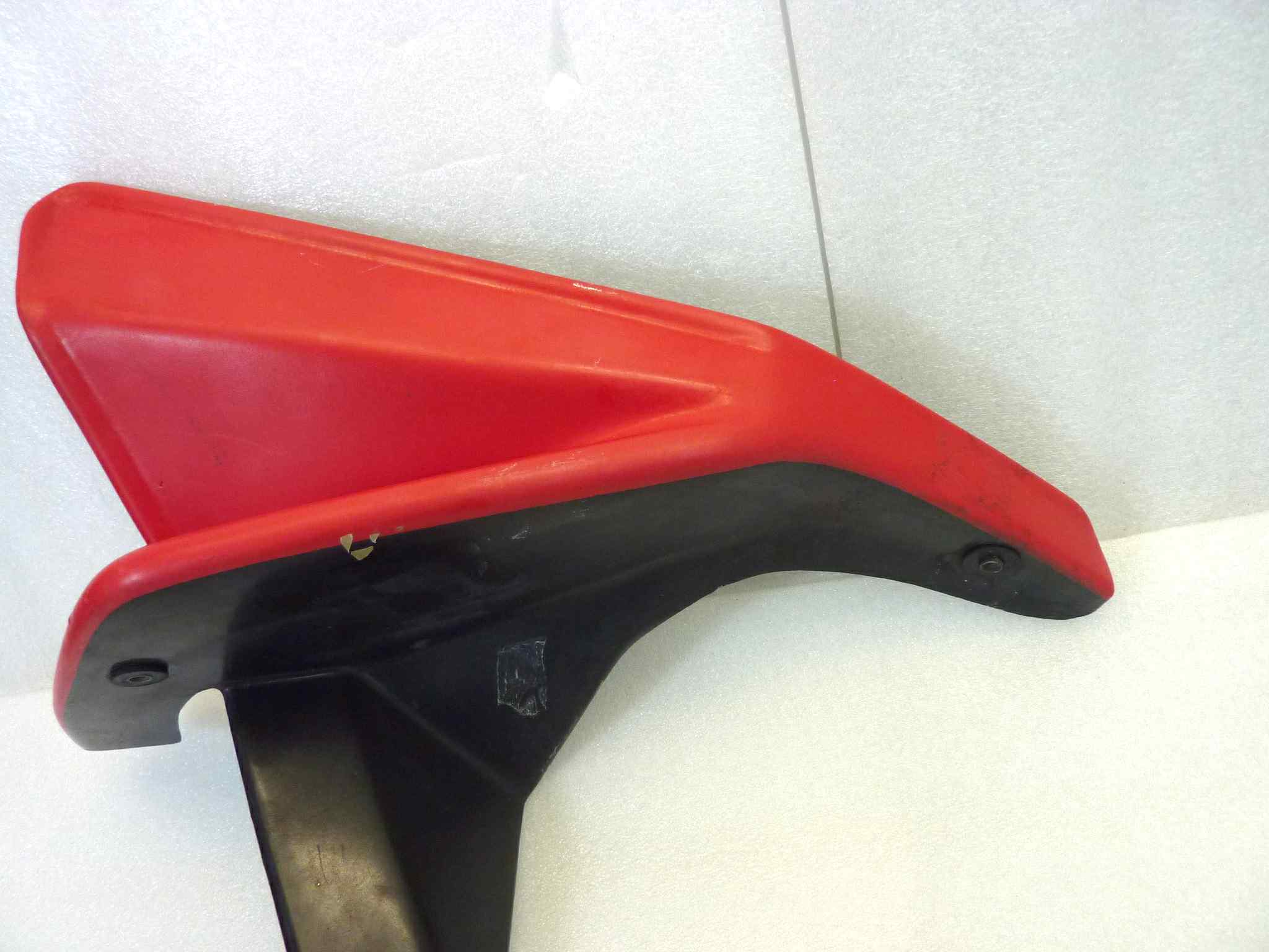 Fiancatina carena laterale sinistro Guzzi 850 Le Mans 3 1981 - 1984 - 1000 Le mans 1 e 4 cod 28570453 - immagine 5