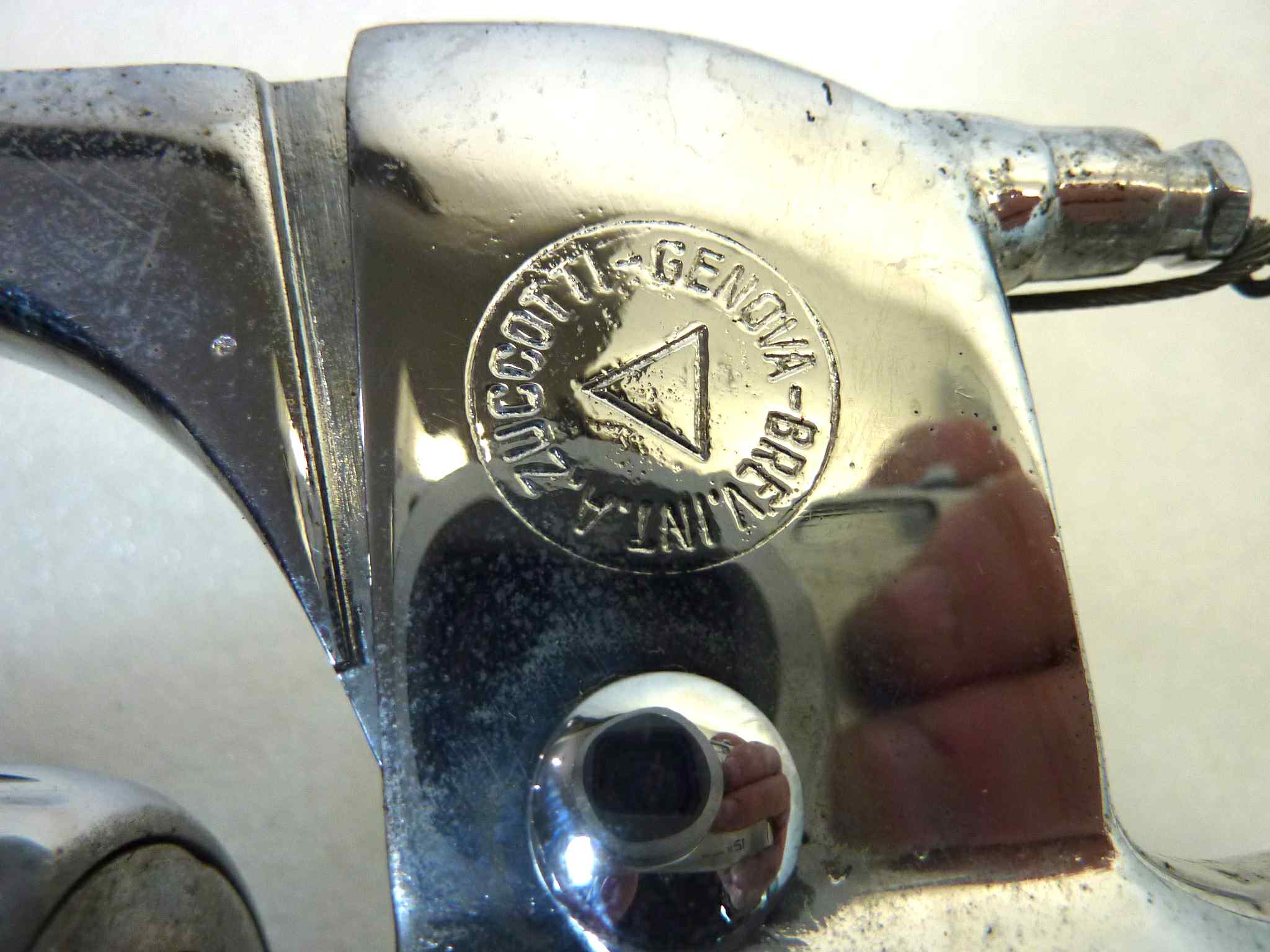Manubrio moto epoca Zuccotti diametro 21,5 mm con clacson devio luci comando aria, anticipo, comando gas ruota in senso antiorario e manopola sinistra rota in senso opposto, peso 2,6 kg NUOVO fondo di magazzino, vedi foto, LEGGI DESCRIZIONE - immagine 4