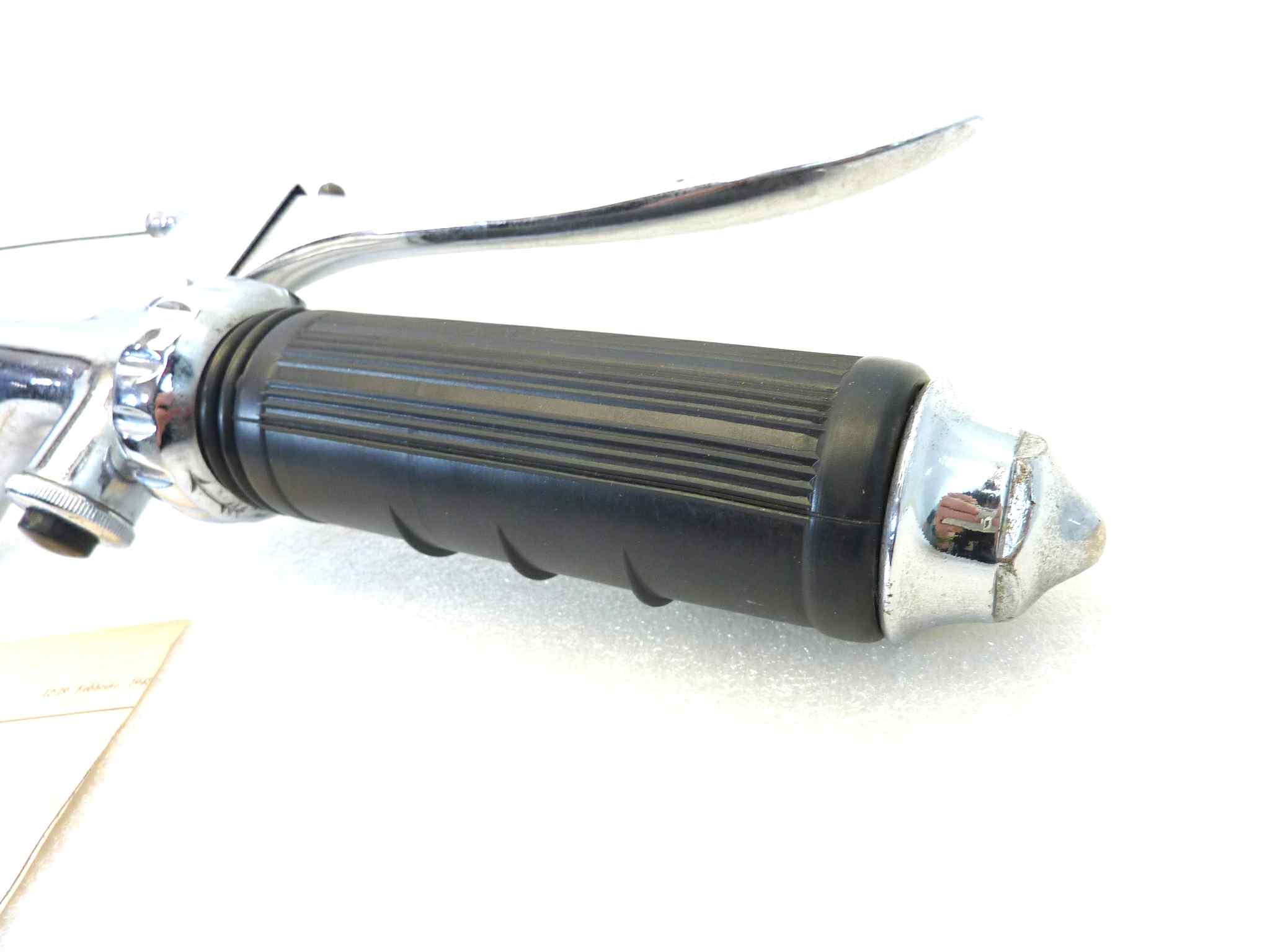 Manubrio moto epoca Zuccotti diametro 21,5 mm con clacson devio luci comando aria, anticipo, comando gas ruota in senso antiorario e manopola sinistra rota in senso opposto, peso 2,6 kg NUOVO fondo di magazzino, vedi foto, LEGGI DESCRIZIONE - immagine 5