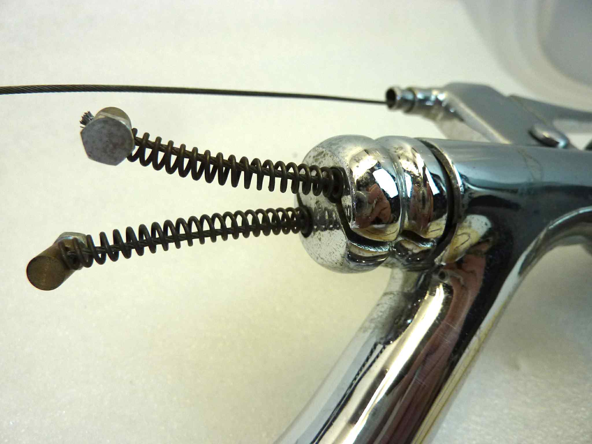 Manubrio moto epoca Zuccotti diametro 21,5 mm con clacson devio luci comando aria, anticipo, comando gas ruota in senso antiorario e manopola sinistra rota in senso opposto, peso 2,6 kg NUOVO fondo di magazzino, vedi foto, LEGGI DESCRIZIONE - immagine 6