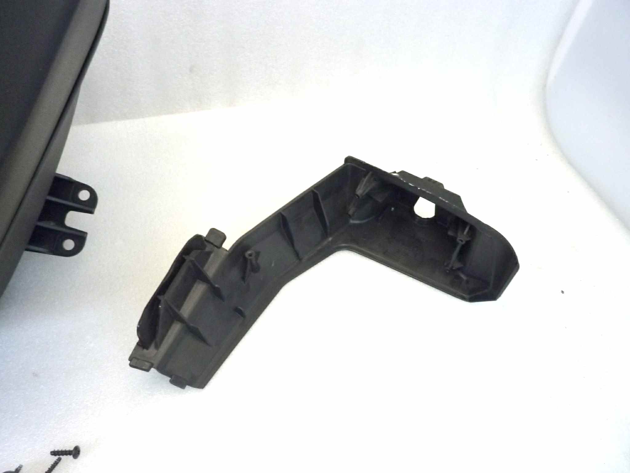 Borsa valigia laterale destra Guzzi Breva Norge cod Aprilia 105324 105325 senza serratura - immagine 3