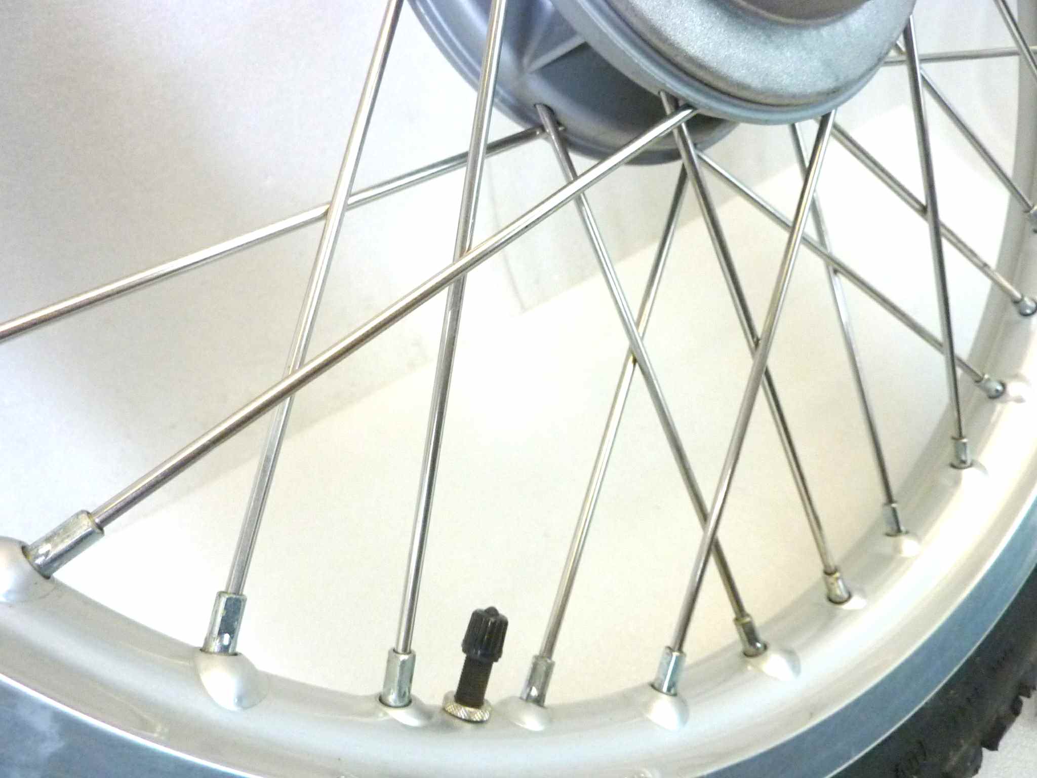 Cerchio ruota anteriore Guzzi Quota 1100 gomma nuova, cerchio Takasago Excel J 21 x 1,85 NUOVO fondo di magazzino, vedi foto, LEGGI DESCRIZIONE - immagine 11