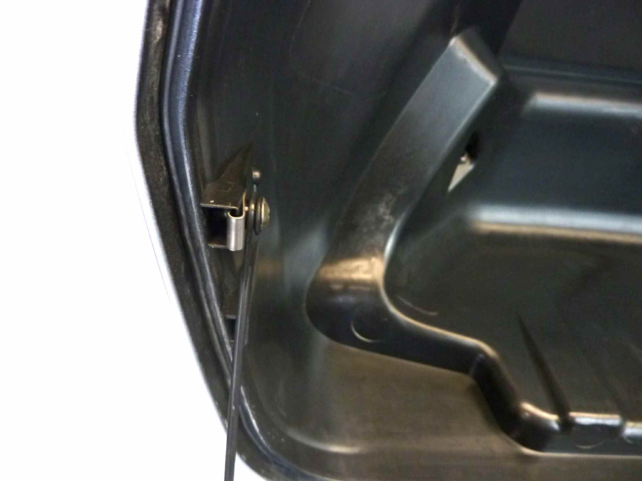 Bauletto posteriore top case Guzzi Norge senza cilindretto chiave - immagine 15