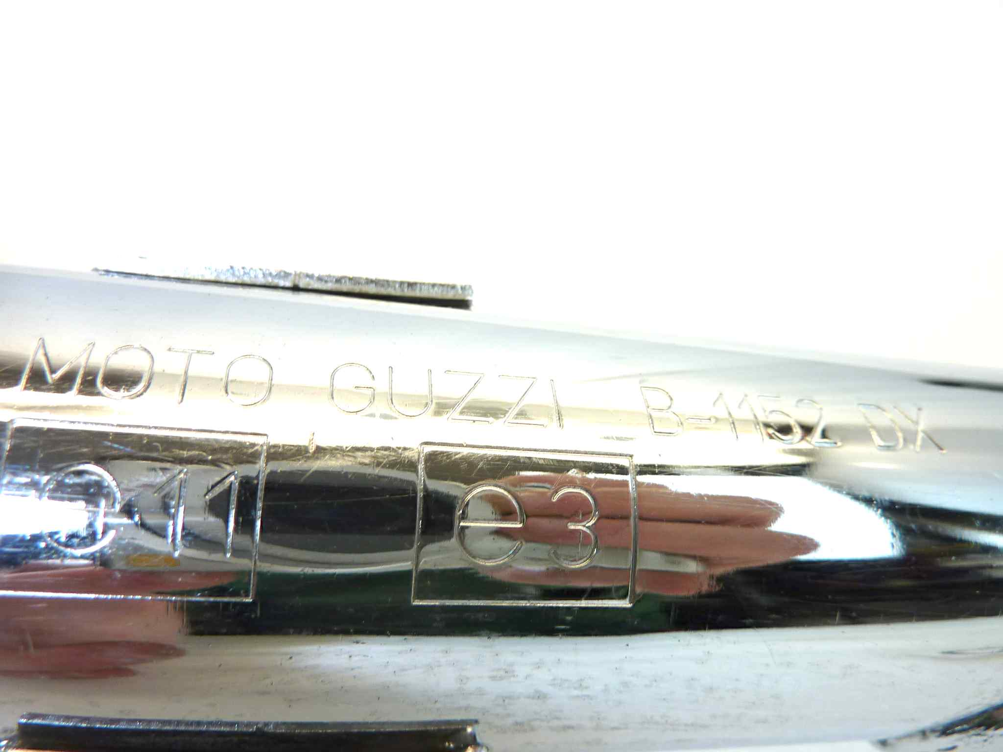 Collettore di scarico Guzzi Breva 750 cod B1152 destro - immagine 3