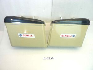 Coppia borse ciclomotori epoca garelli Benelli e vari dimensioni 25 x 32 x 10 cm