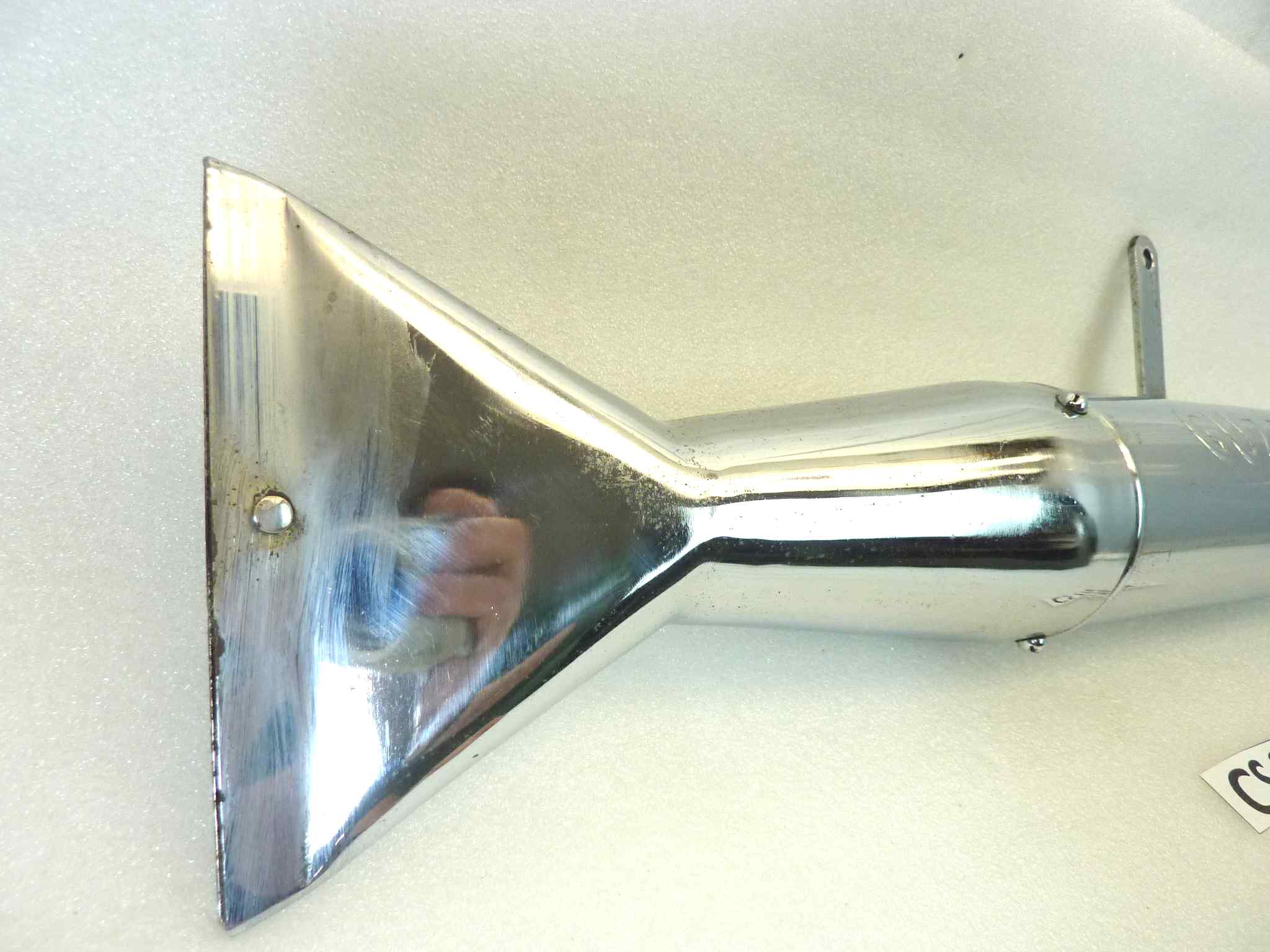 Marmitta Moto Guzzi destra silenziatore scarico terminale muffler diametro imbocco 40 mm - lunghezza tot 560 mm - distanza imbocco/staffa 185 mm - altezza staffa 75 mm NUOVO fondo di magazzino, vedi foto LEGGI DESCRIZIONE - immagine 4
