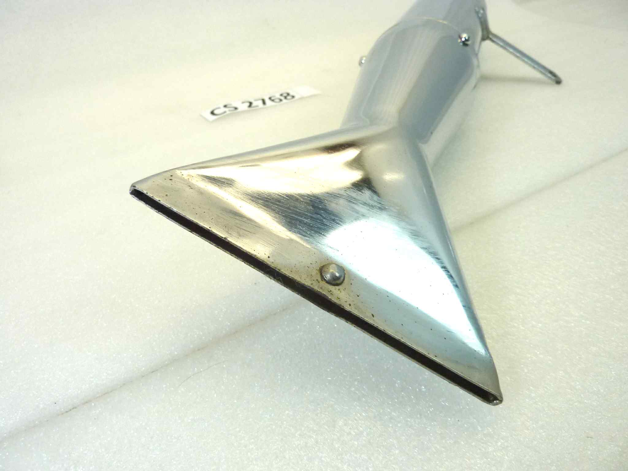 Marmitta Moto Guzzi destra silenziatore scarico terminale muffler diametro imbocco 40 mm - lunghezza tot 560 mm - distanza imbocco/staffa 185 mm - altezza staffa 75 mm NUOVO fondo di magazzino, vedi foto LEGGI DESCRIZIONE - immagine 9
