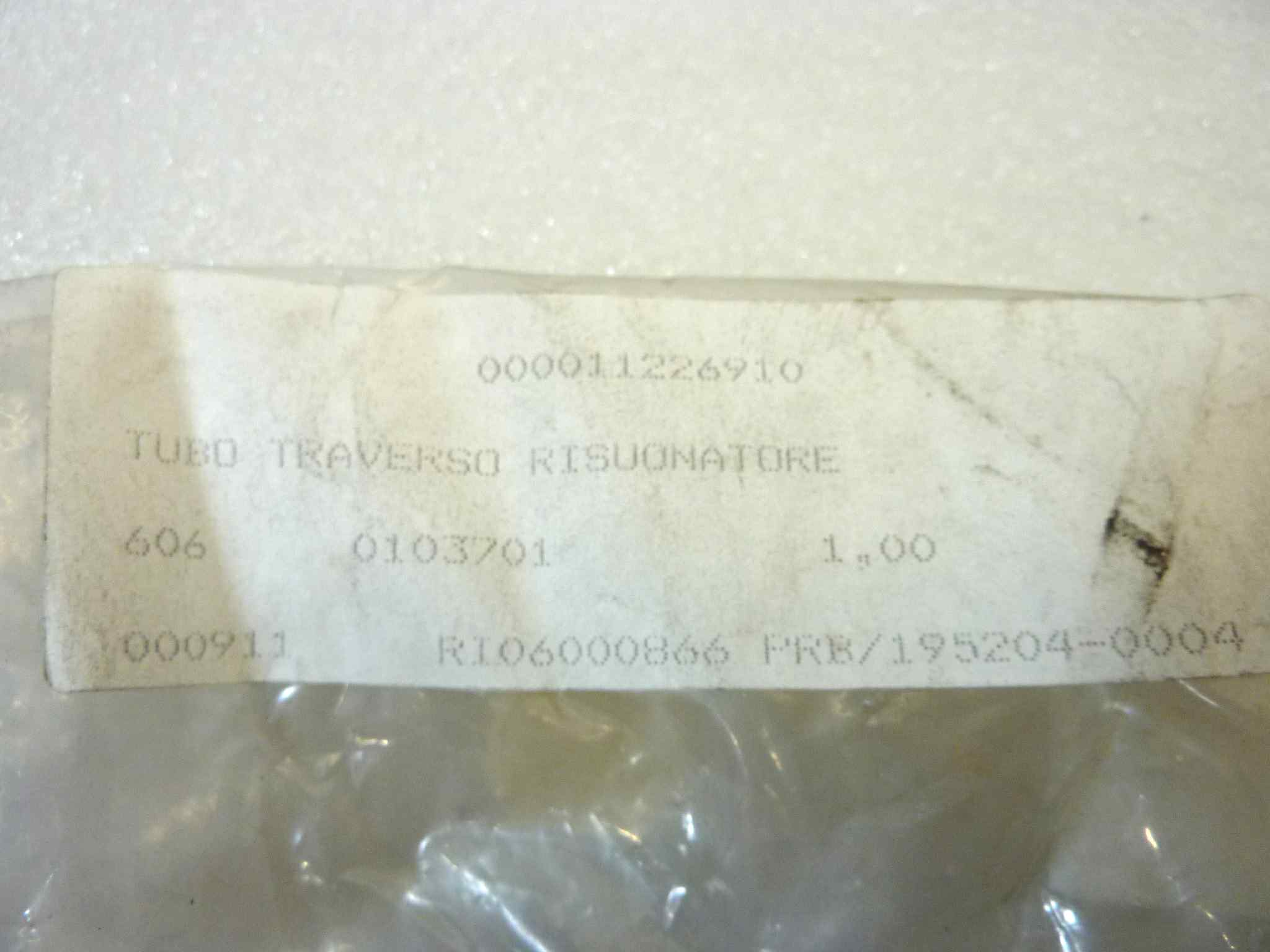 Tubo traverso scarico Guzzi V11 Cafè Ballabio 2003 - 2005 V11 CAT 2004 V11 Le Mans 2002 cod GU01122691 risuonatore compensatore NUOVO fondo di magazzino, vedi foto, LEGGI DESCRIZIONE - immagine 2