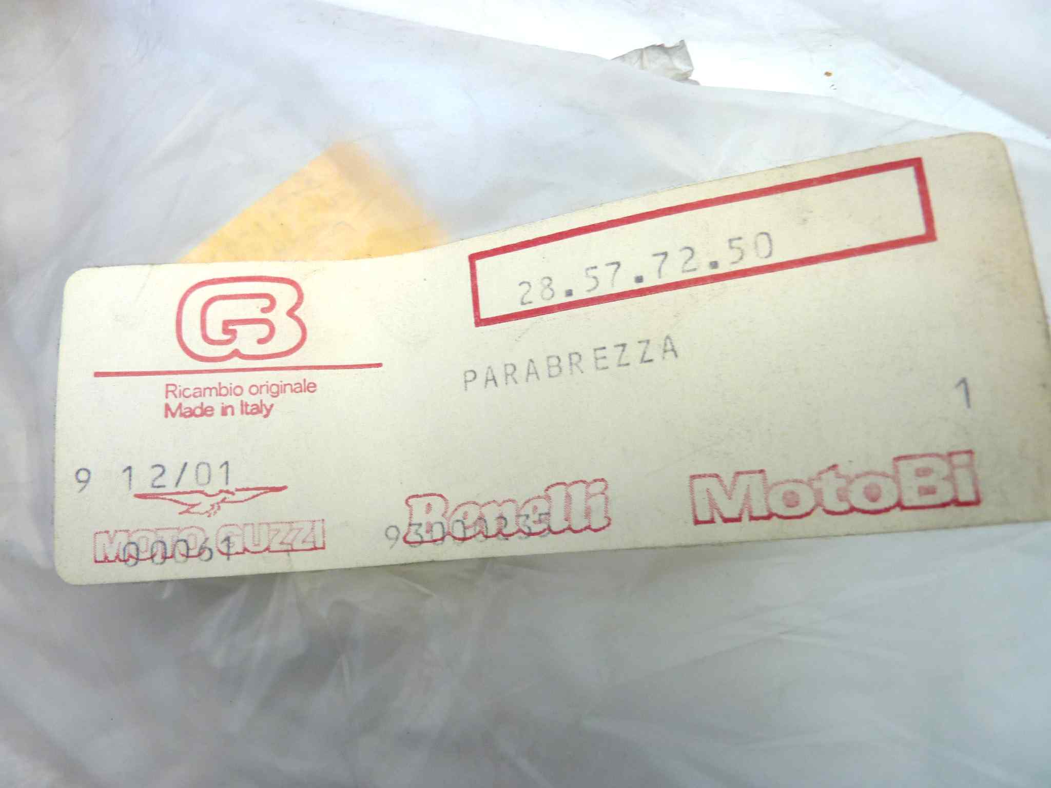 Plexiglass parabrezza Guzzi Le Mans 3 850 1981 - 1985 originale cod 28577250 cupolino NUOVO fondo di magazzino, vedi foto, LEGGI DESCRIZIONE - immagine 2