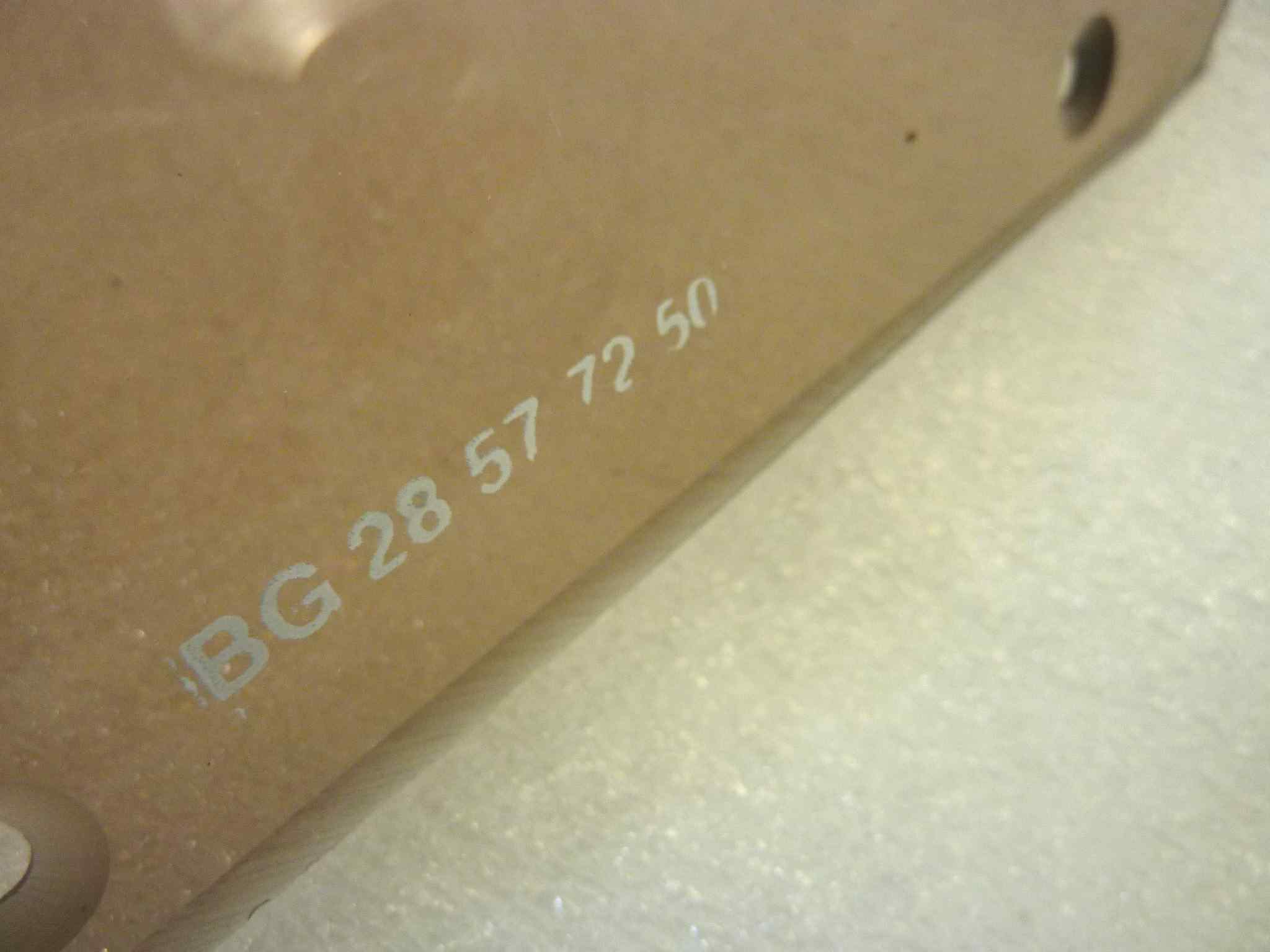 Plexiglass parabrezza Guzzi Le Mans 3 850 1981 - 1985 originale cod 28577250 cupolino NUOVO fondo di magazzino, vedi foto, LEGGI DESCRIZIONE - immagine 3