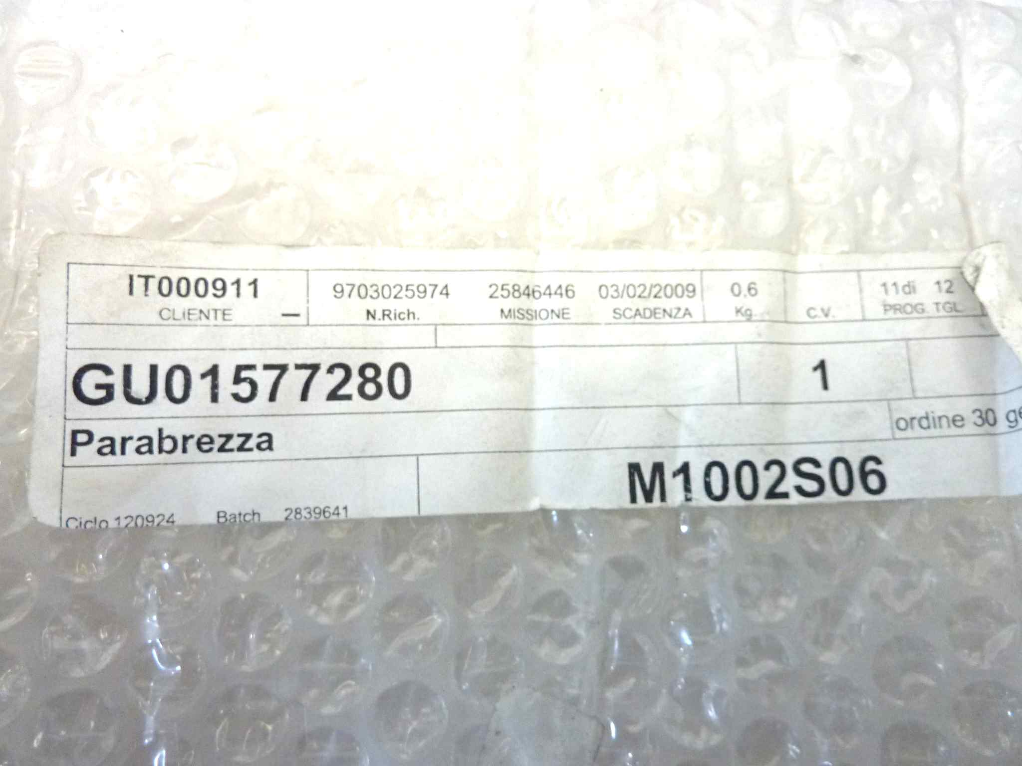 Plexiglass parabrezza Guzzi V11 Ballabio 2004 - 2006 V11 Cafè Sport 2004 cod GU01577280 cupolino NUOVO fondo di magazzino, vedi foto, LEGGI DESCRIZIONE - immagine 10