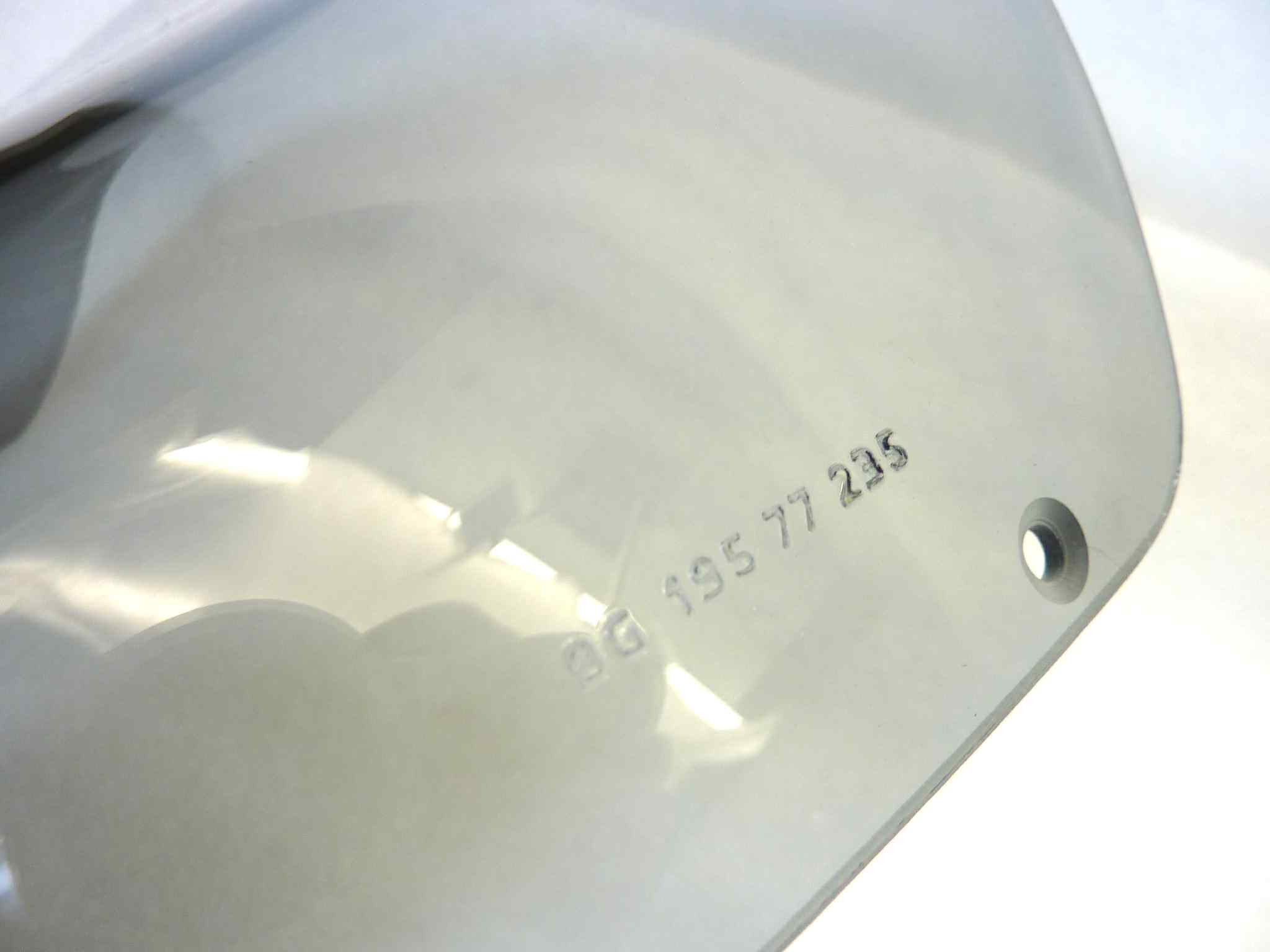 Plexiglass parabrezza Guzzi V35 Imola 1978 - 1989 V50 Monza 1981 - 1985 19577235 originale cupolino NUOVO fondo di magazzino, vedi foto, LEGGI DESCRIZIONE - immagine 5
