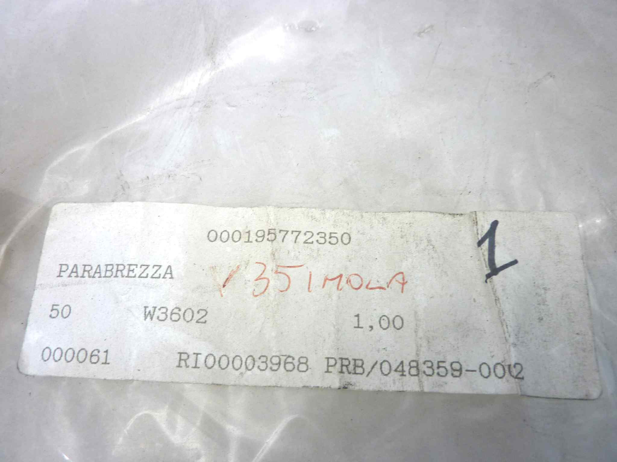 Plexiglass parabrezza Guzzi V35 Imola 1978 - 1989 V50 Monza 1981 - 1985 19577235 originale cupolino NUOVO fondo di magazzino, vedi foto, LEGGI DESCRIZIONE - immagine 9