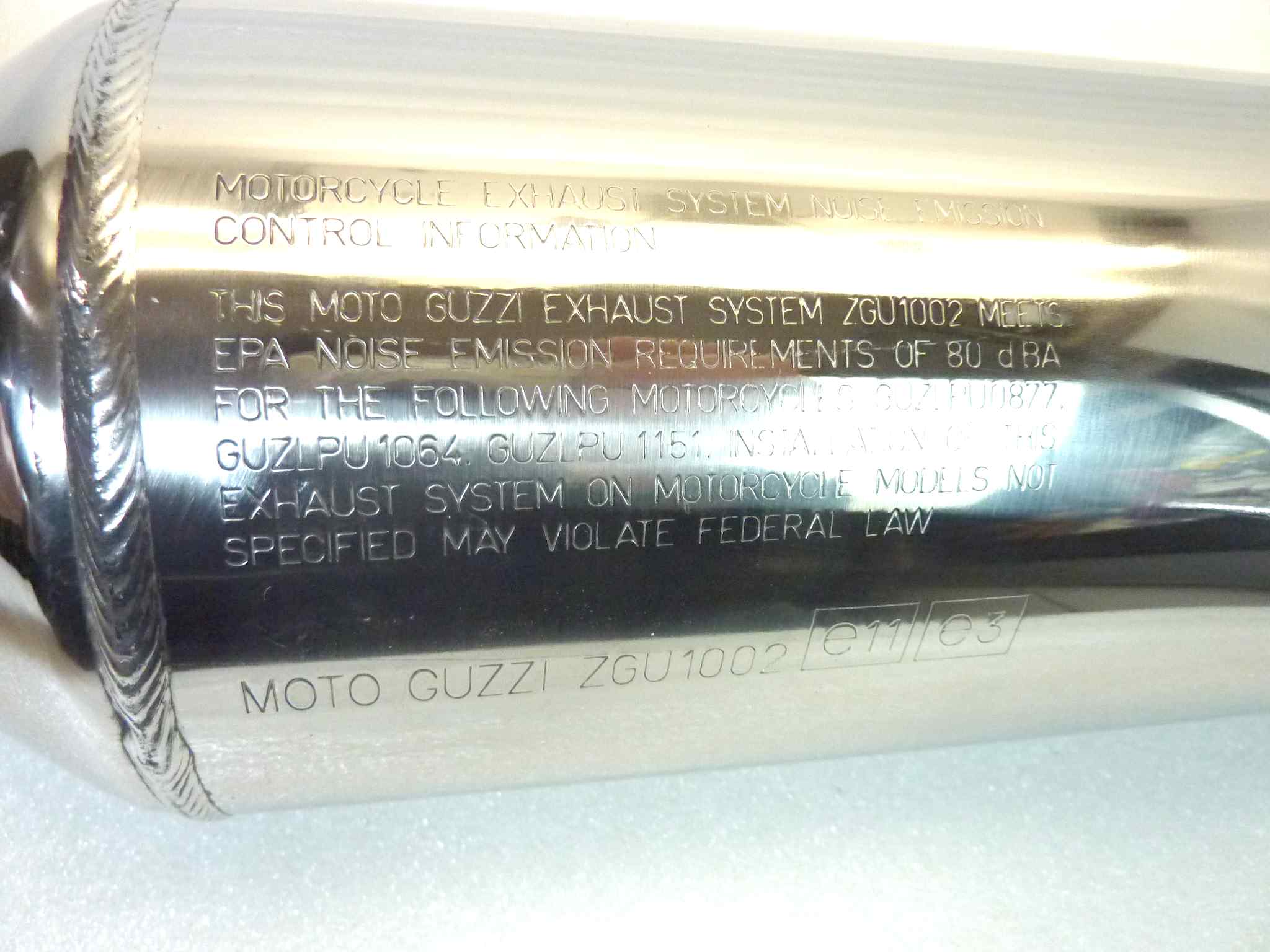 Marmitta terminale Guzzi Breva 1200 2007 Norge 1200 IE 2006 - 2009 cod GU31123060 ZGU1200 silenziatore nuovo con difetto NUOVO fondo di magazzino, vedi foto, LEGGI DESCRIZIONE - immagine 12