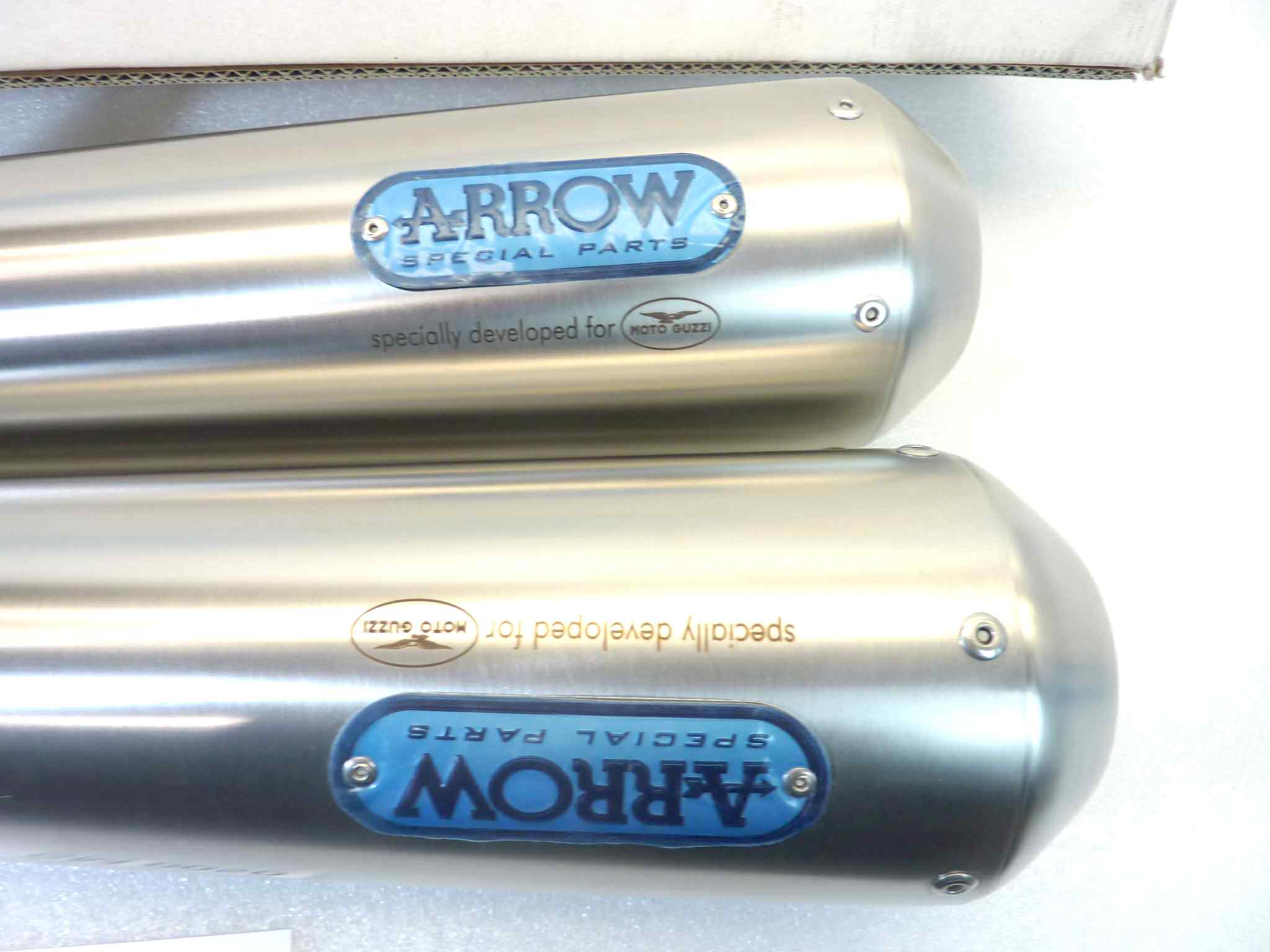 Coppia marmitte Arrow Guzzi V7 Cafè Classic 2009 - 2012 Racer 2010 - 2014 Special Stone 2013 - 2014 Cafè 2009 - 2012 V7 2 Racer Special Stone 2015 - 2016 cod 983169 silenziatori non omologatI NUOVO fondo di magazzino, vedi foto, LEGGI DESCRIZIONE - immagine 4