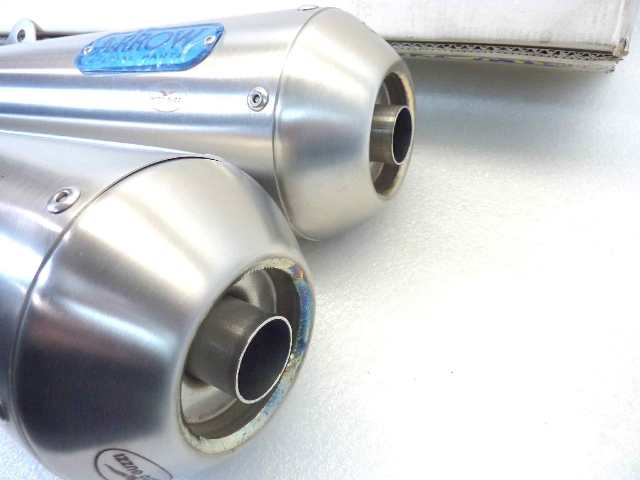 Coppia marmitte Arrow Guzzi V7 Cafè Classic 2009 - 2012 Racer 2010 - 2014 Special Stone 2013 - 2014 Cafè 2009 - 2012 V7 2 Racer Special Stone 2015 - 2016 cod 983169 silenziatori non omologatI NUOVO fondo di magazzino, vedi foto, LEGGI DESCRIZIONE - immagine 5