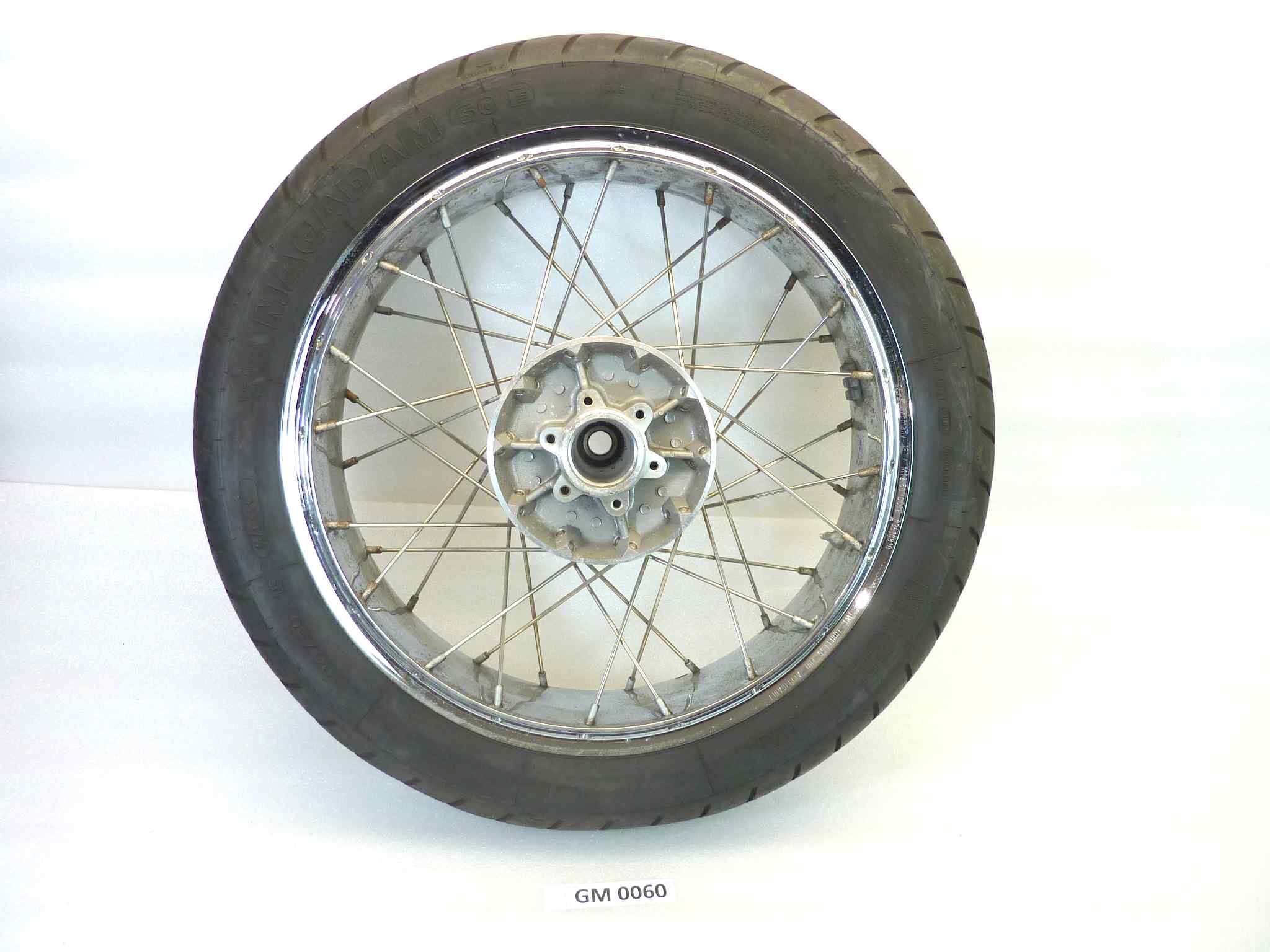 Cerchio ruota anteriore Guzzi California 1100 EV 2002 18 x 2,50 lievi difetti di cromatura