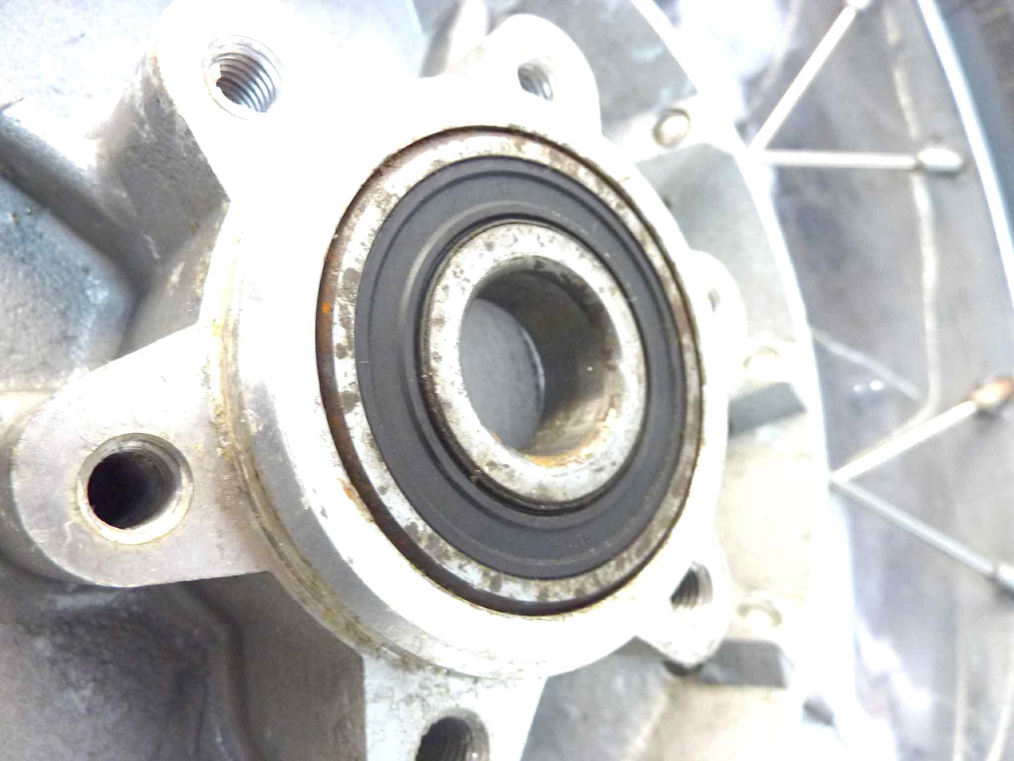 Cerchio ruota anteriore Guzzi California 1100 EV 2002 18 x 2,50 lievi difetti di cromatura - immagine 16