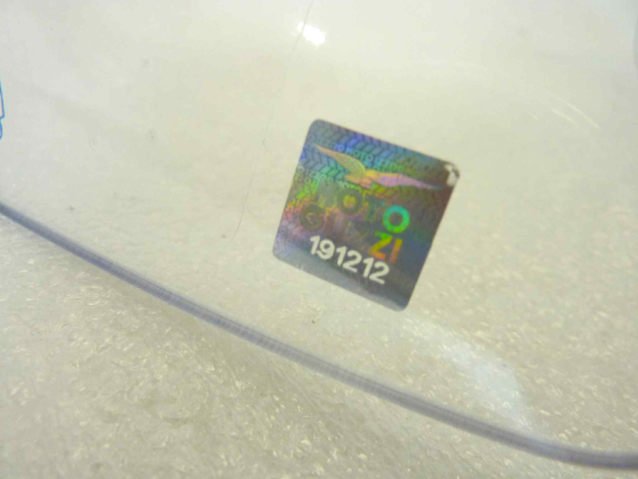 Plexiglass parabrezza Guzzi V7 Night Pack cupolino cod 2S001414 completo di staffe NUOVO fondo di magazzino, vedi foto, LEGGI DESCRIZIONE - immagine 9