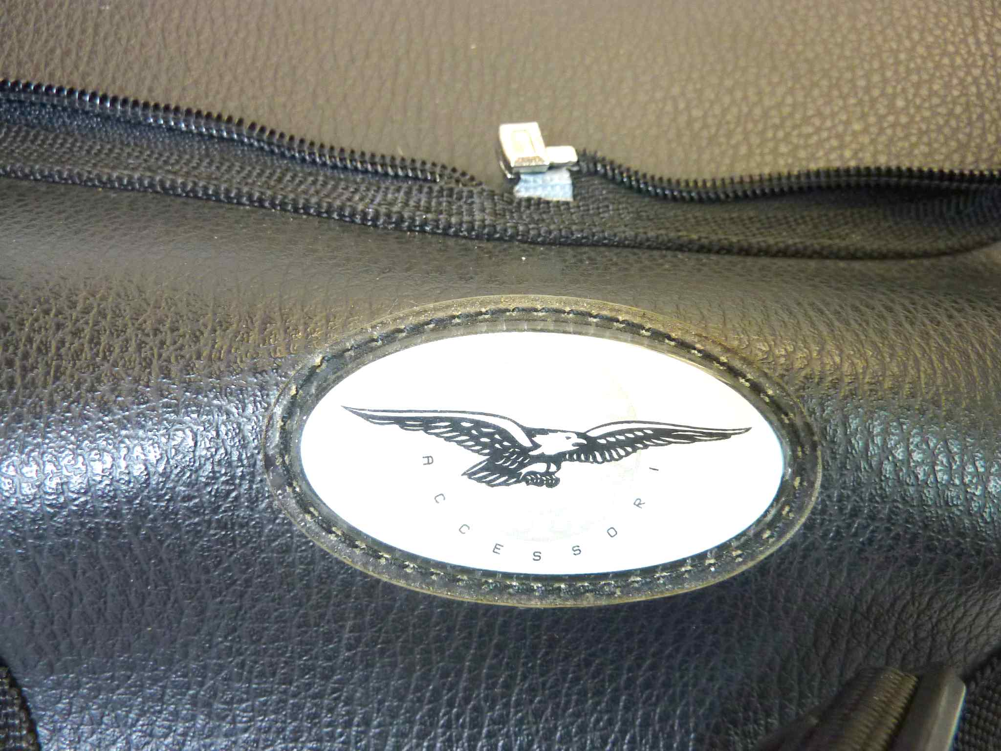 Borsa serbatoio Guzzi Breva 850 1100 1200 Sport 15 L cod 05481530 NUOVO fondo di magazzino, vedi foto, LEGGI DESCRIZIONE - immagine 3